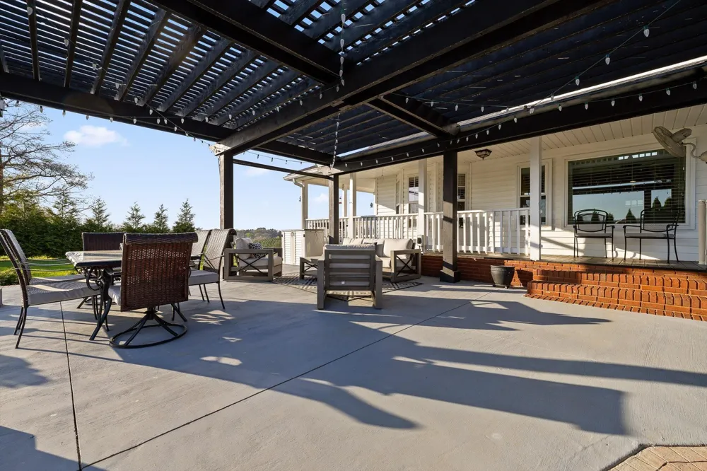 153 Bishop Lane Benton, TN 37307