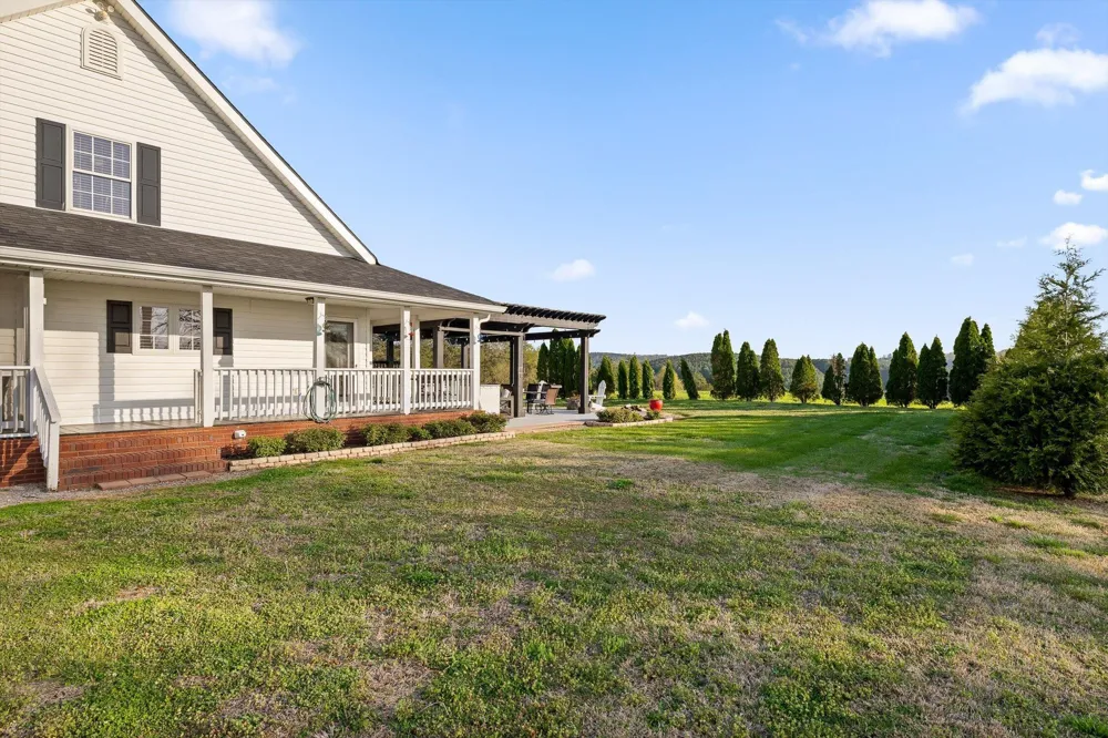 153 Bishop Lane Benton, TN 37307