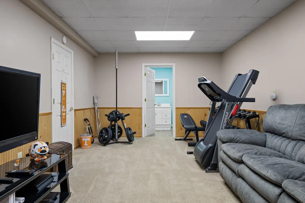 153 Bishop Lane Benton, TN 37307