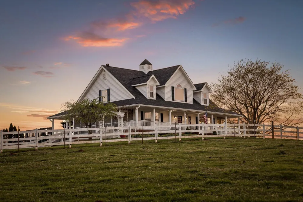 153 Bishop Lane Benton, TN 37307