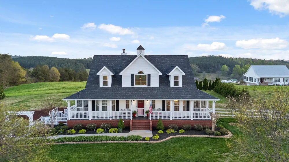153 Bishop Lane Benton, TN 37307