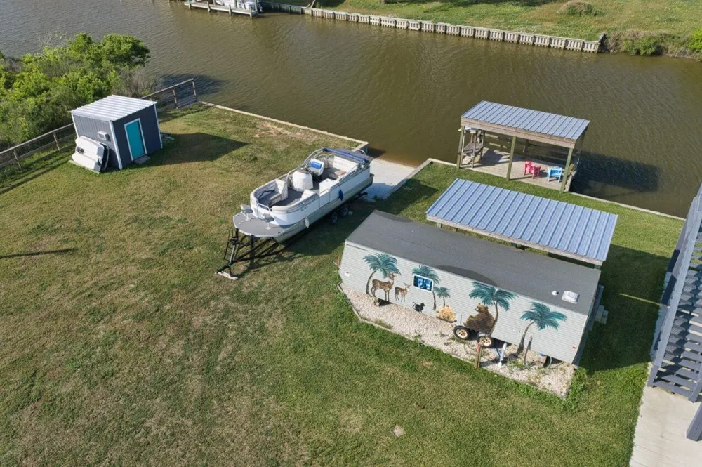 24760 Fm-457 Sargent, TX 77414