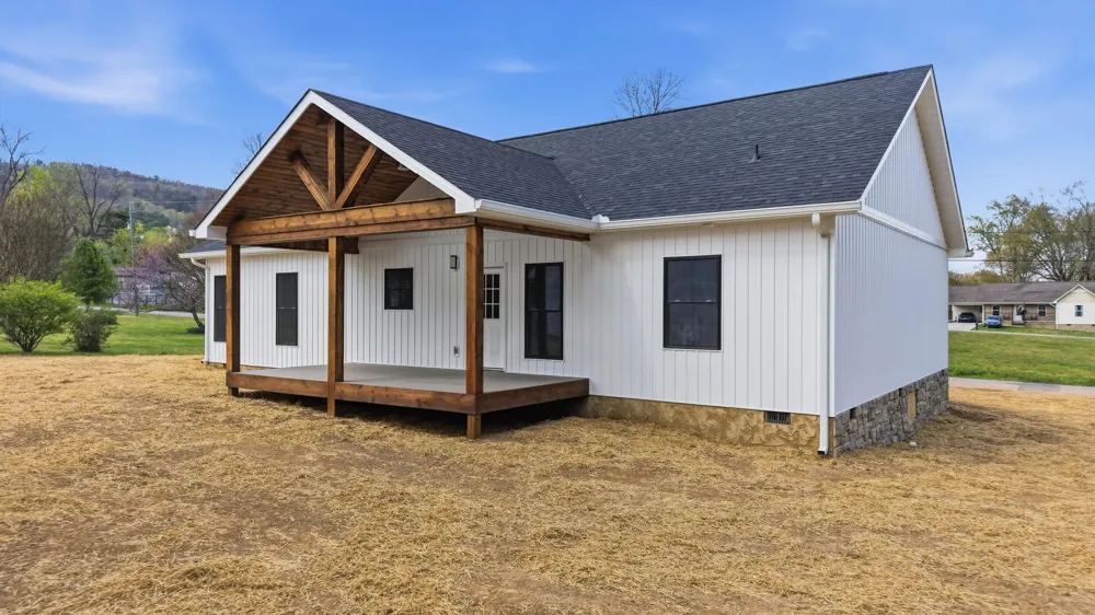 111 Poppy Avenue Dayton, TN 37321