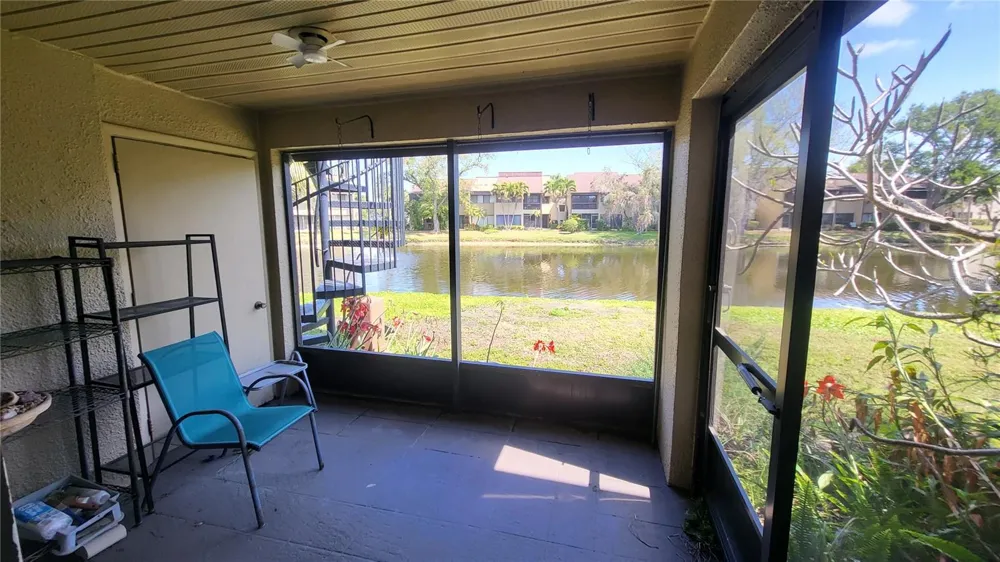 875 S VILLAGE DRIVE #102 St Petersburg, FL 33716