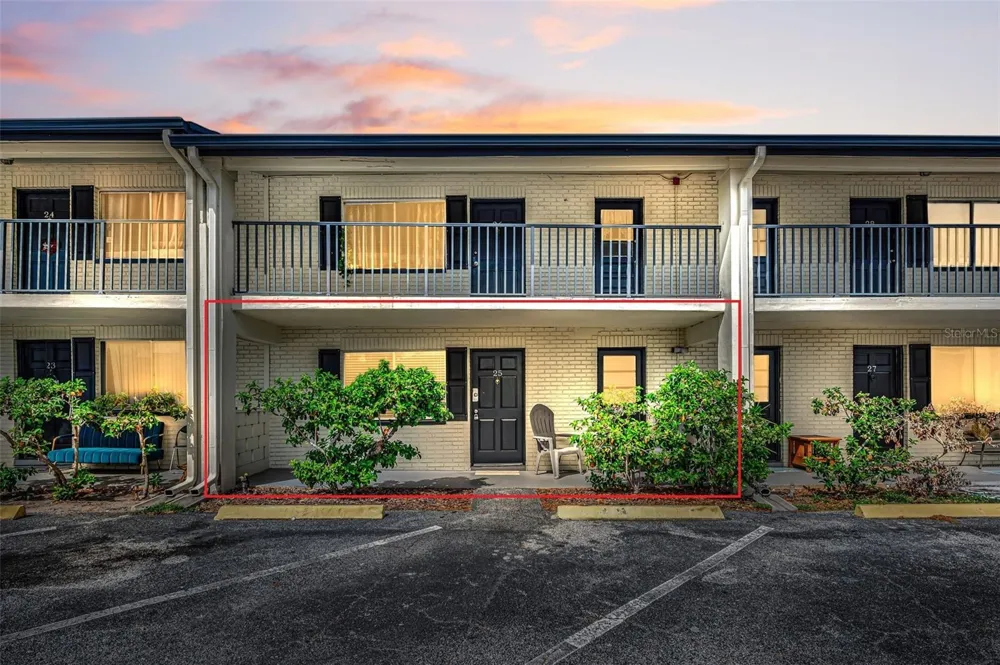 2 FERNWOOD AVENUE #25 Clearwater, FL 33765