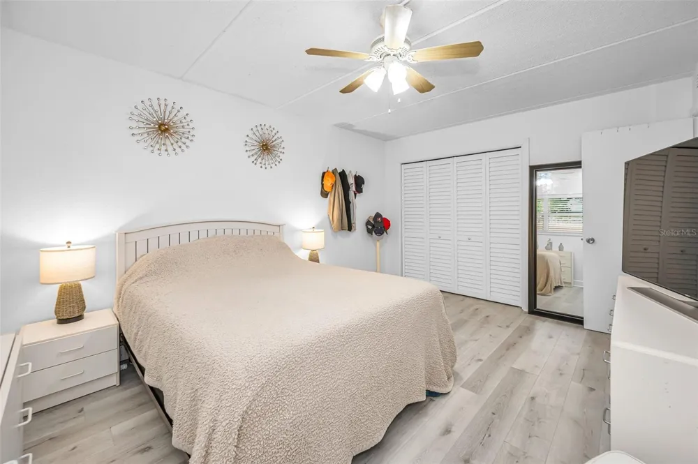 2 FERNWOOD AVENUE #25 Clearwater, FL 33765