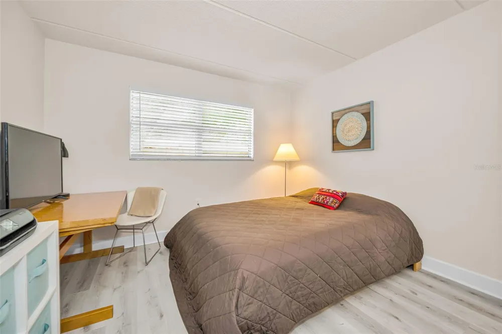 2 FERNWOOD AVENUE #25 Clearwater, FL 33765