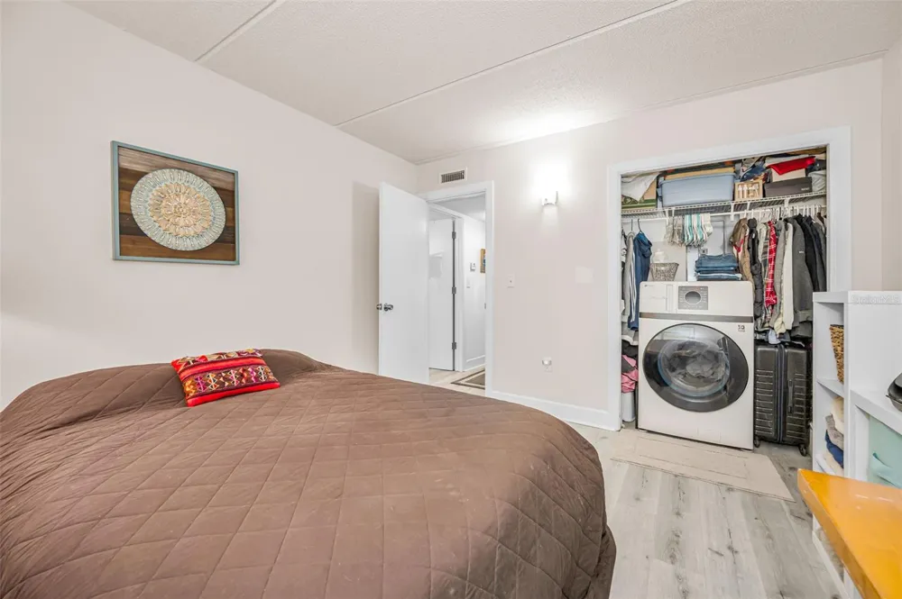 2 FERNWOOD AVENUE #25 Clearwater, FL 33765