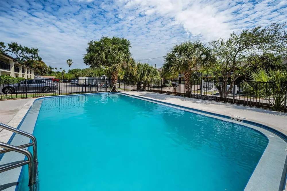 2 FERNWOOD AVENUE #25 Clearwater, FL 33765