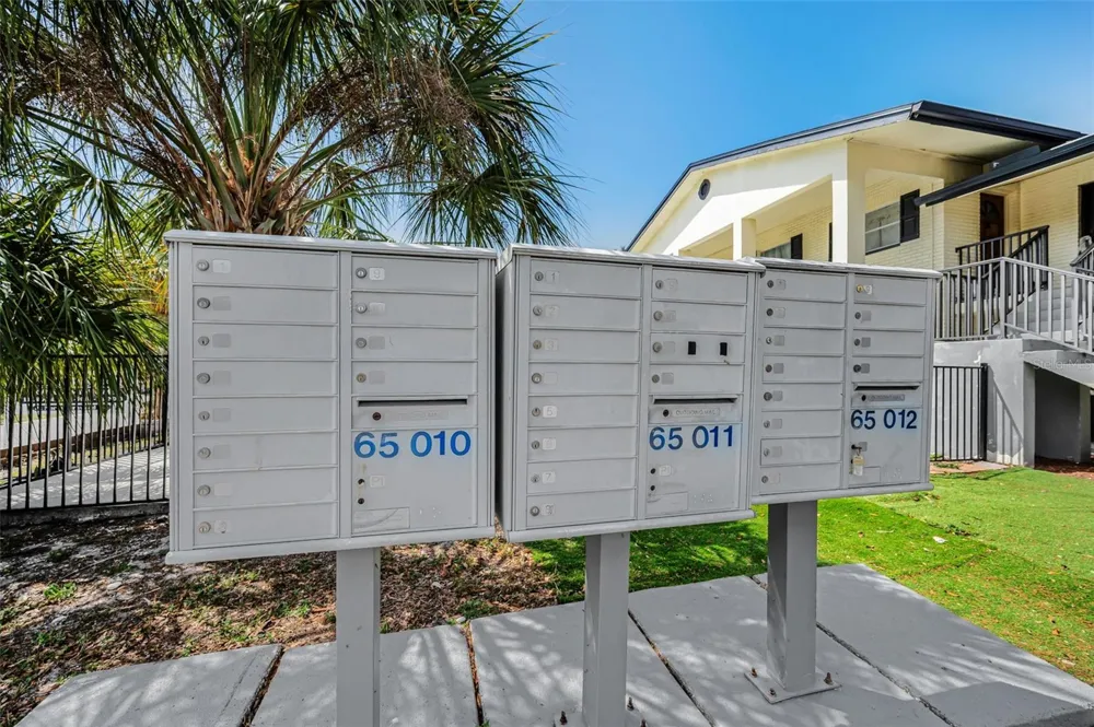 2 FERNWOOD AVENUE #25 Clearwater, FL 33765