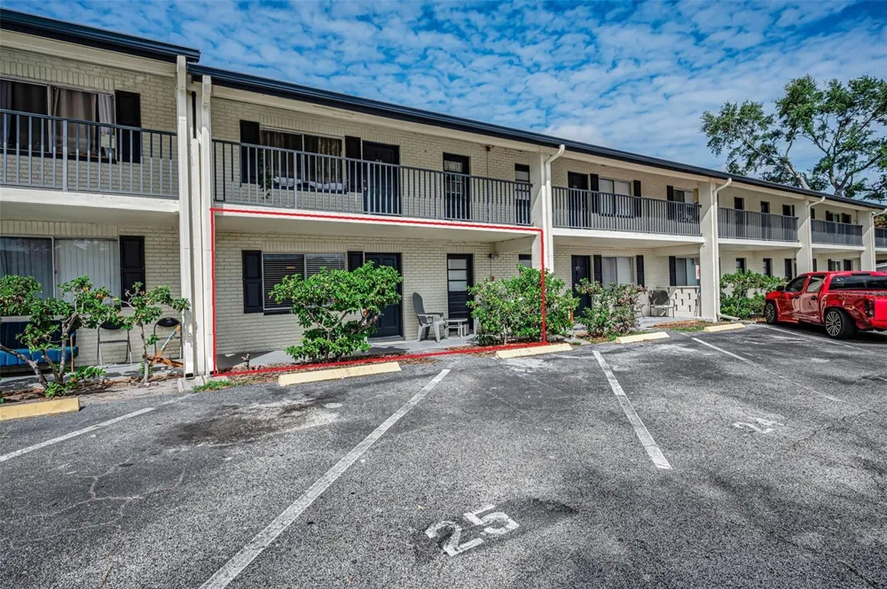 2 FERNWOOD AVENUE #25 Clearwater, FL 33765