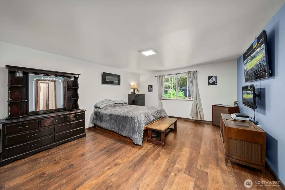 5202 383rd Street E Eatonville, WA 98328