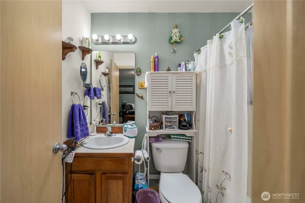 5202 383rd Street E Eatonville, WA 98328