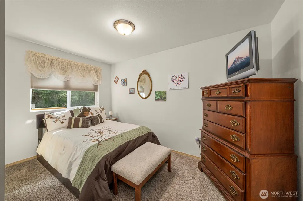 5202 383rd Street E Eatonville, WA 98328