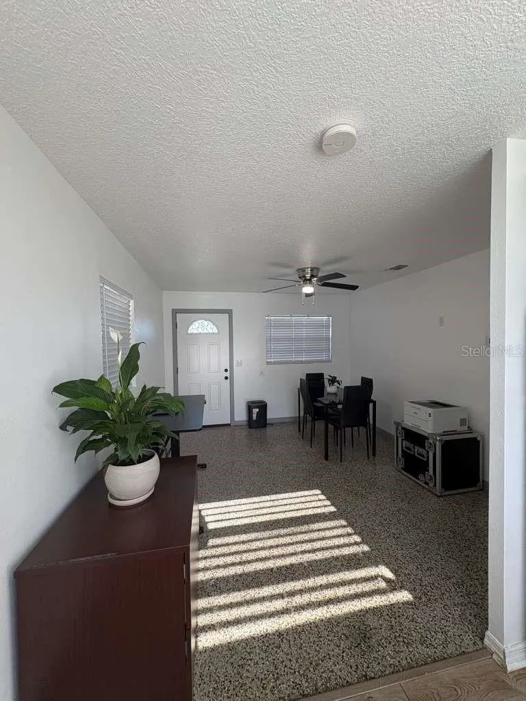 342 CAMPUS VIEW DRIVE Orlando, FL 32810