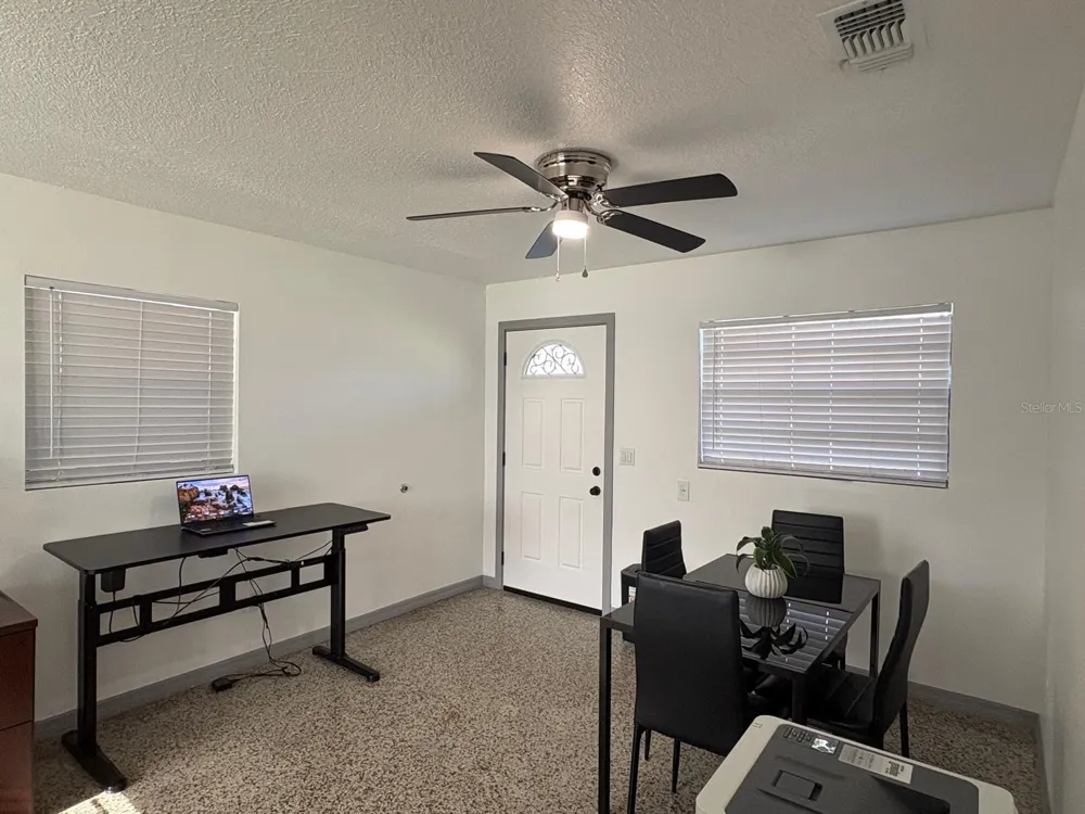 342 CAMPUS VIEW DRIVE Orlando, FL 32810