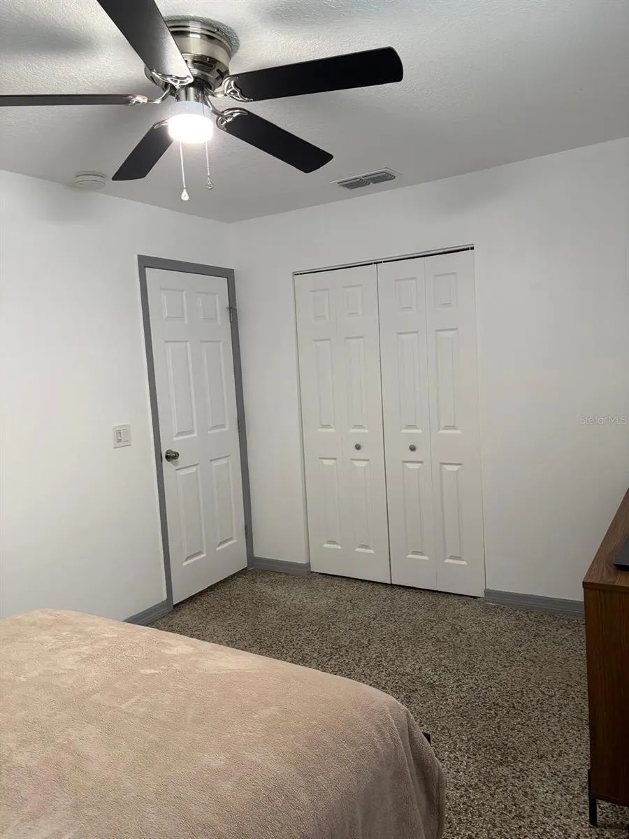 342 CAMPUS VIEW DRIVE Orlando, FL 32810