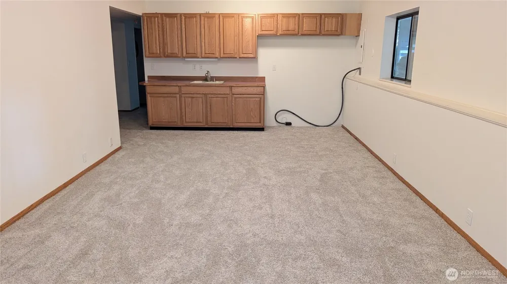 16827 41st Street E Lake Tapps, WA 98391