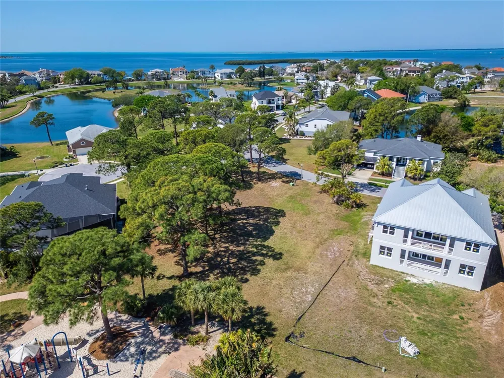 HARBOUR WATCH DRIVE Tarpon Springs, FL 34689