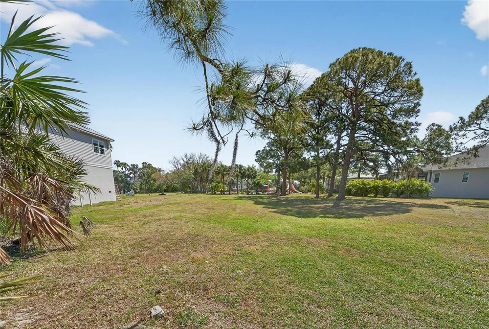 HARBOUR WATCH DRIVE Tarpon Springs, FL 34689