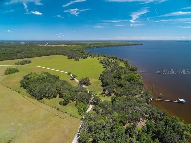14949 W HIGHWAY 100 Bunnell, FL 32110