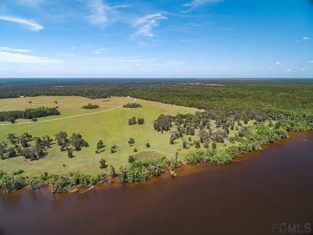 14949 W HIGHWAY 100 Bunnell, FL 32110