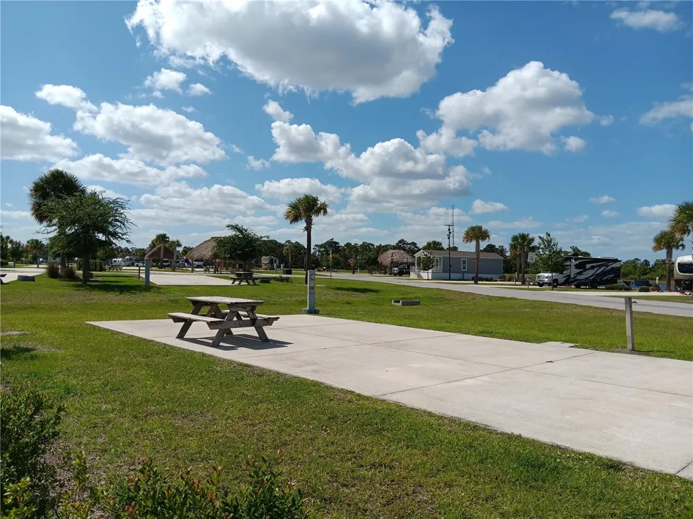 16950 COUNTY ROAD 630 E #107 Lake Wales, FL 33898