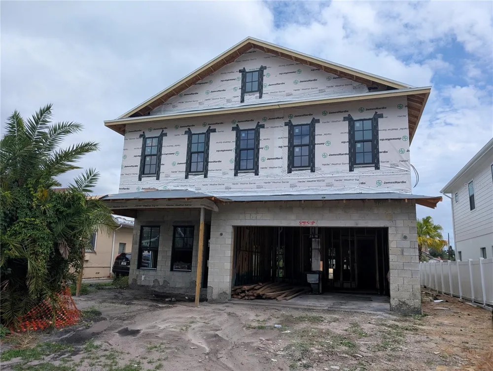 905 W PLYMOUTH STREET Tampa, FL 33603
