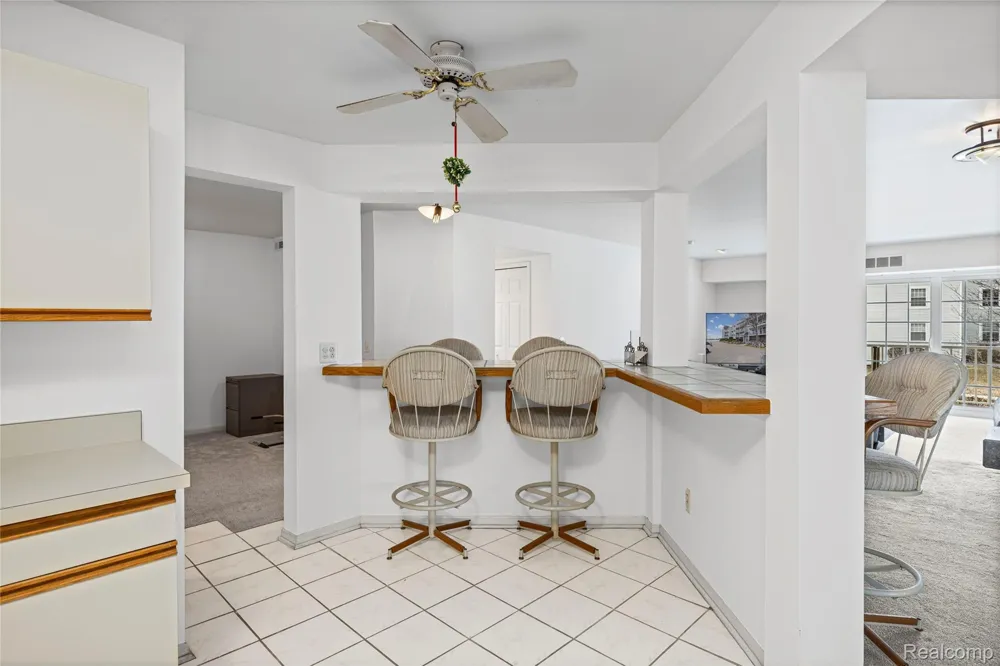3565 Port Cove Drive #69 Waterford Charter Township, MI 48328