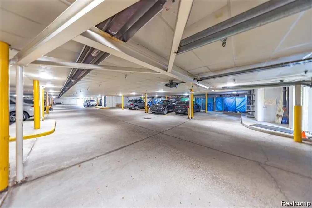3565 Port Cove Drive #69 Waterford Charter Township, MI 48328