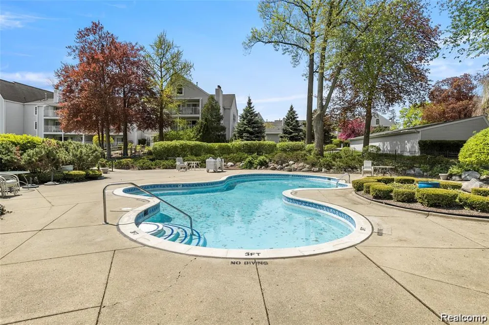 3565 Port Cove Drive #69 Waterford Charter Township, MI 48328