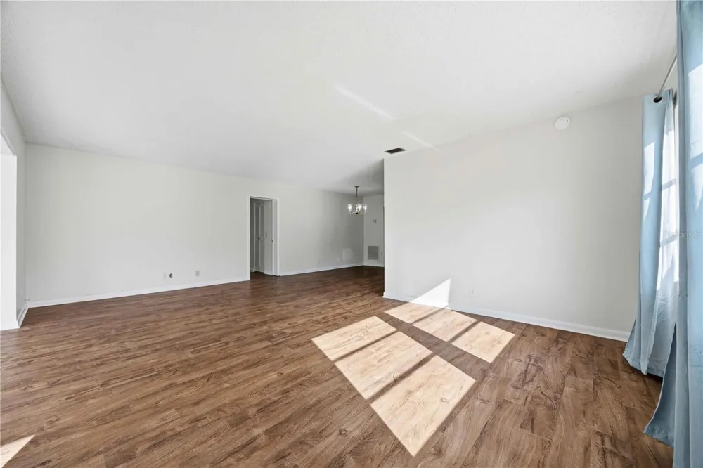 100 EL CAMINO DRIVE #101 Winter Haven, FL 33884