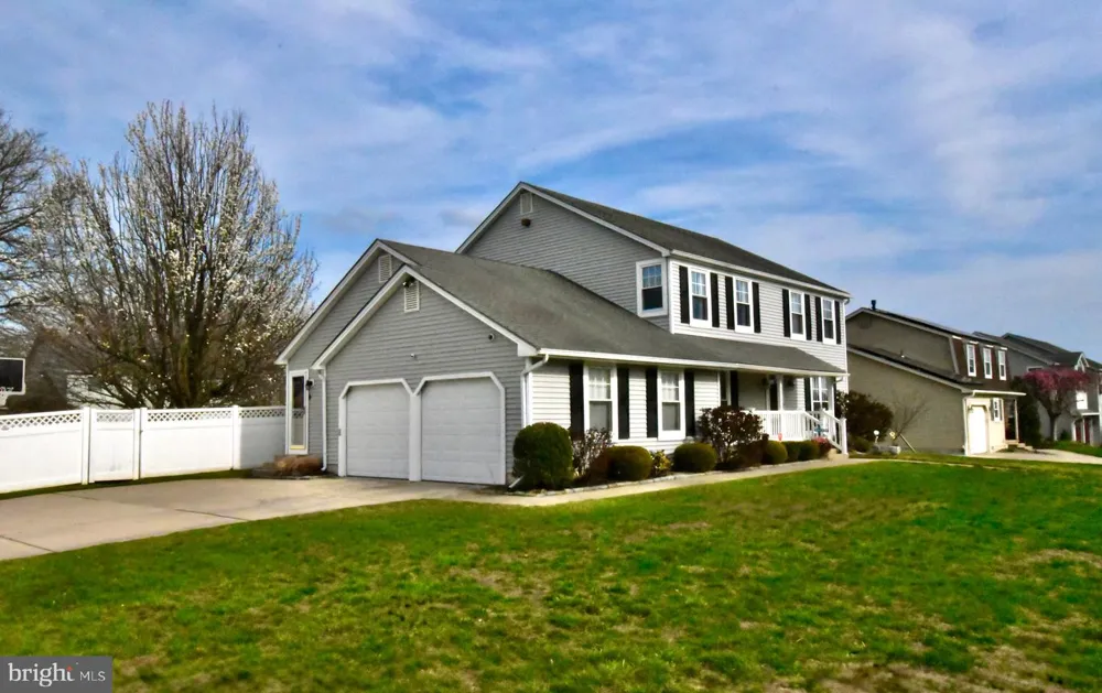 44 BROOKLINE Laurel Springs, NJ 08021