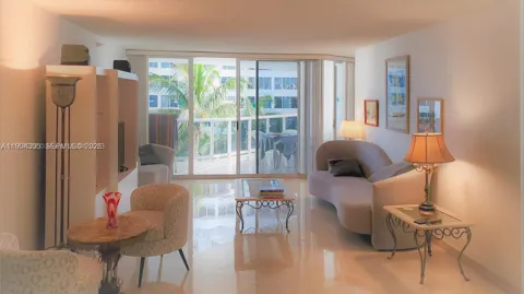 16711 Collins Ave #601
