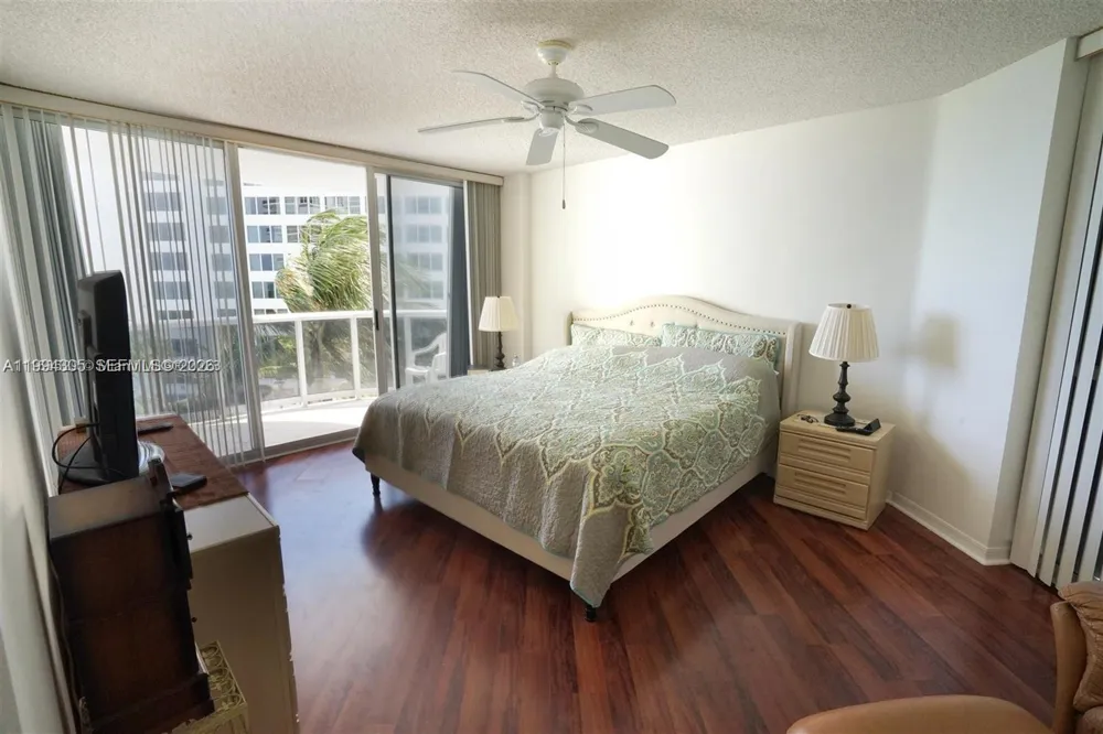 16711 Collins Ave #601 Sunny Isles Beach, FL 33160