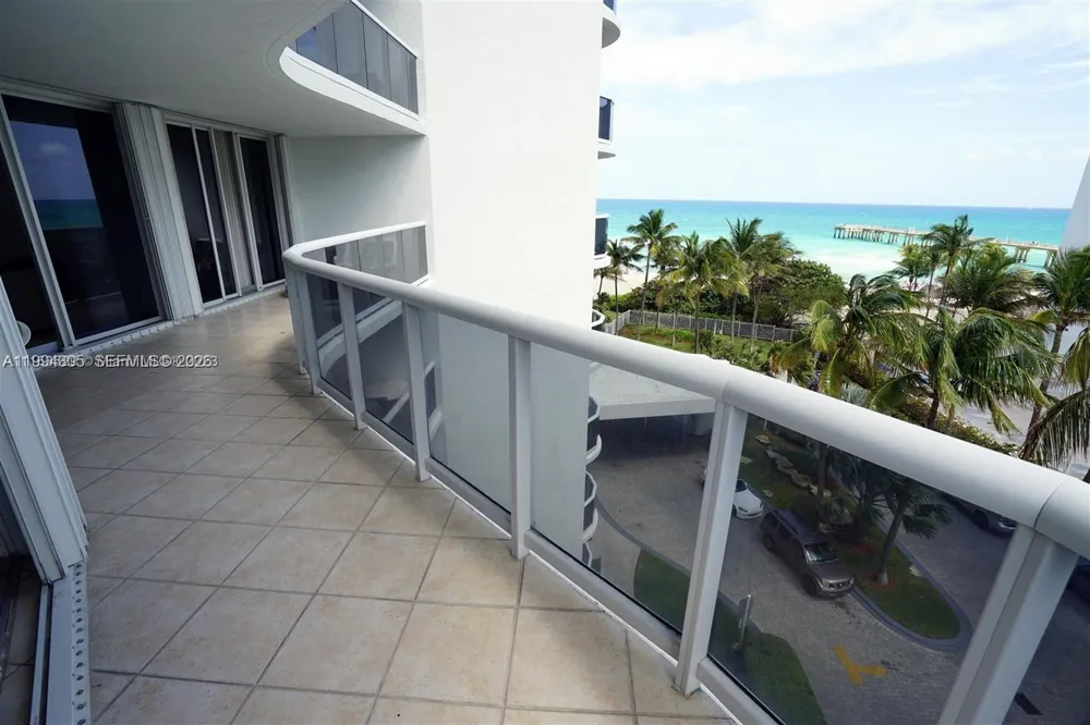 16711 Collins Ave #601 Sunny Isles Beach, FL 33160