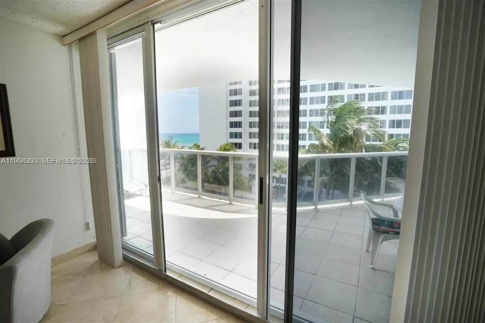 16711 Collins Ave #601 Sunny Isles Beach, FL 33160