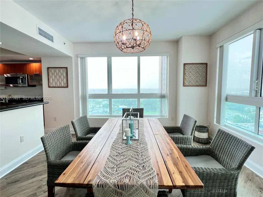 231 Riverside Dr #1210 Daytona, FL 32117