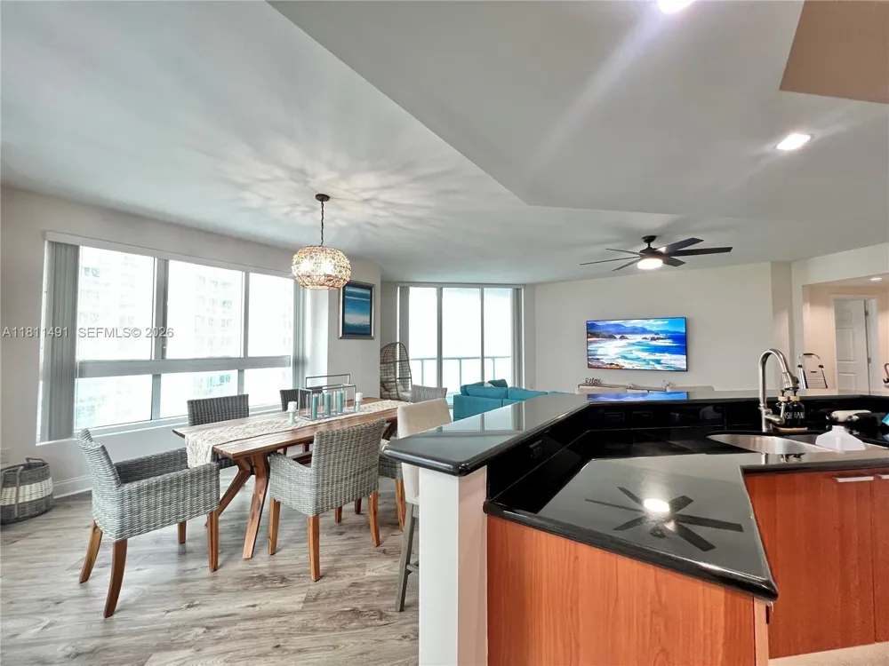 231 Riverside Dr #1210 Daytona, FL 32117