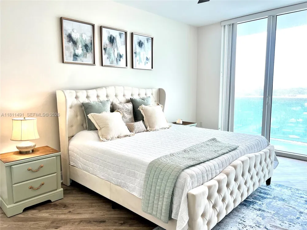 231 Riverside Dr #1210 Daytona, FL 32117