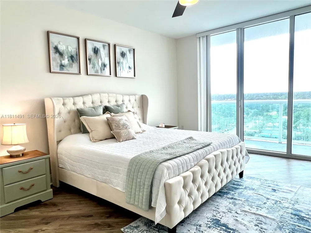 231 Riverside Dr #1210 Daytona, FL 32117
