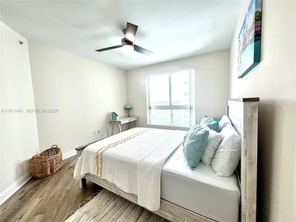 231 Riverside Dr #1210 Daytona, FL 32117