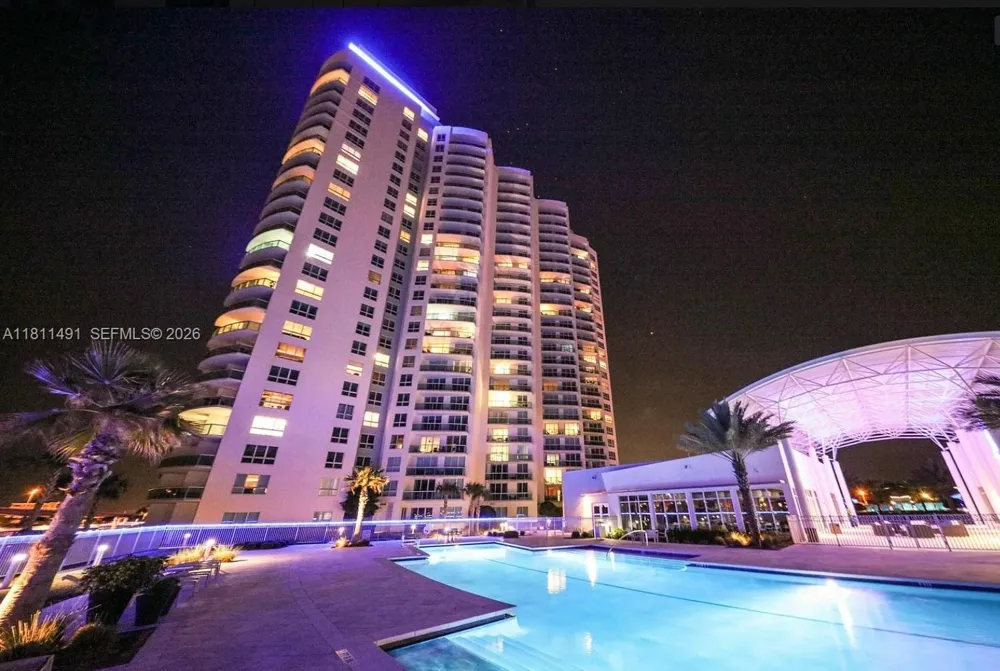 231 Riverside Dr #1210 Daytona, FL 32117