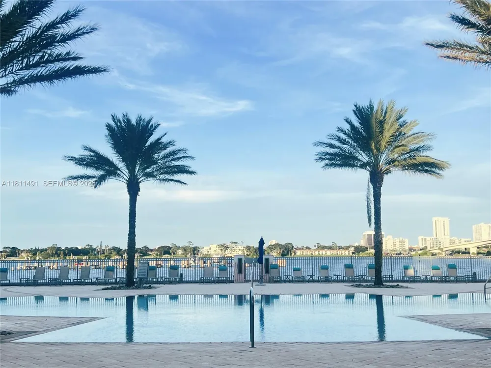 231 Riverside Dr #1210 Daytona, FL 32117