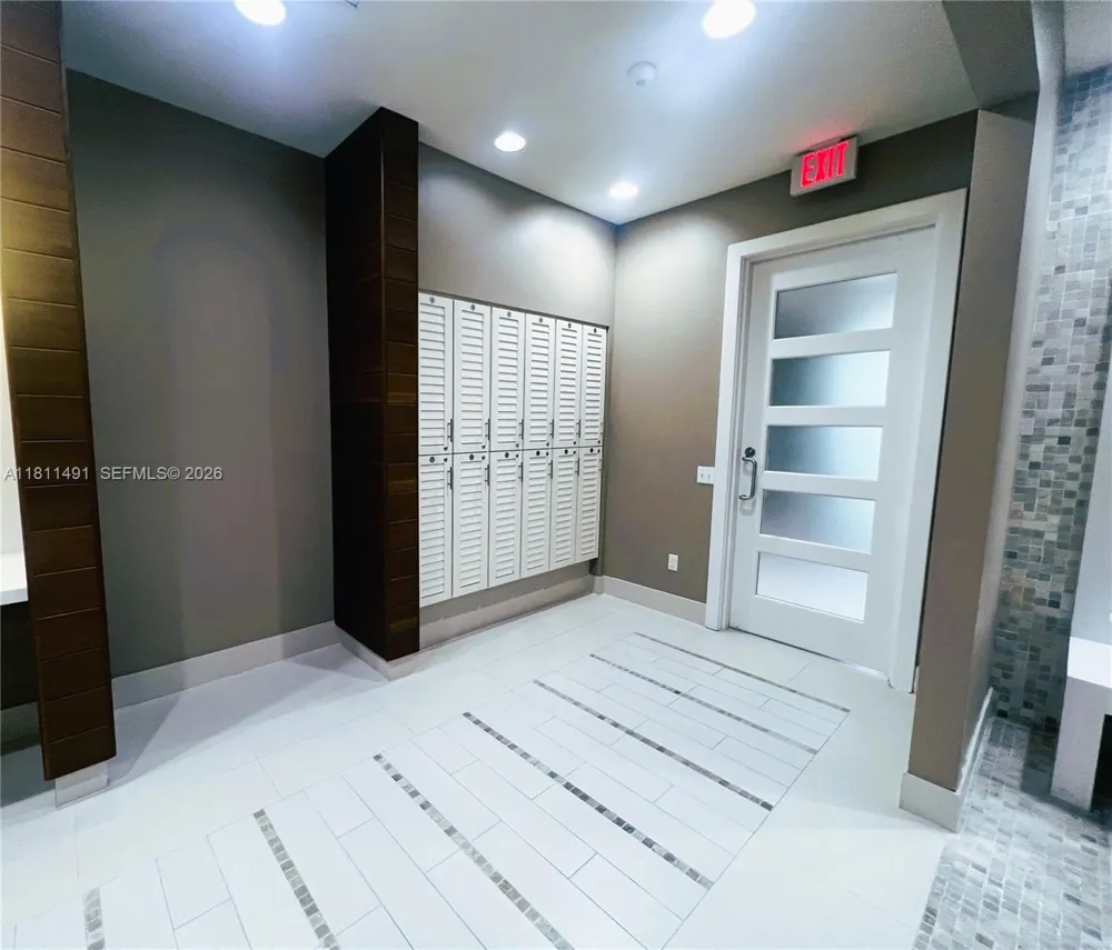 231 Riverside Dr #1210 Daytona, FL 32117