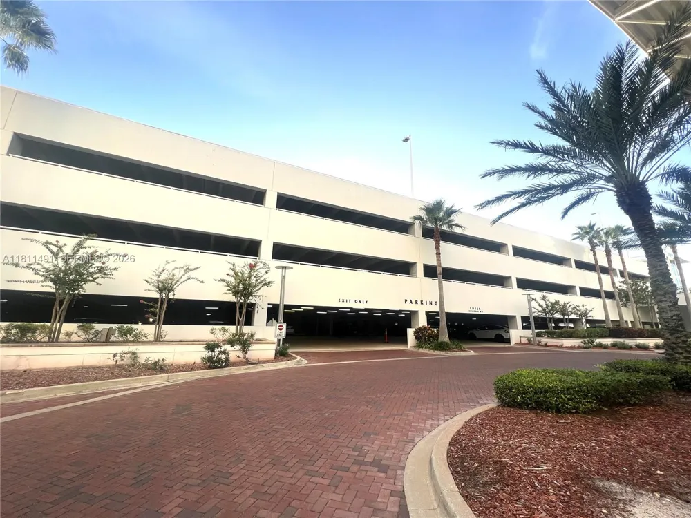 231 Riverside Dr #1210 Daytona, FL 32117