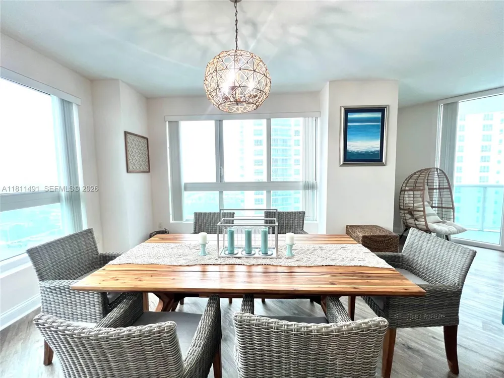 231 Riverside Dr #1210 Daytona, FL 32117