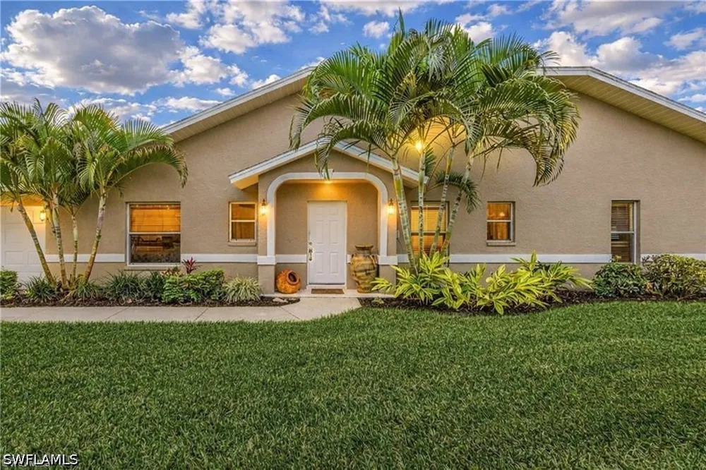 W Crown Pointe Boulevard Naples, FL 34112