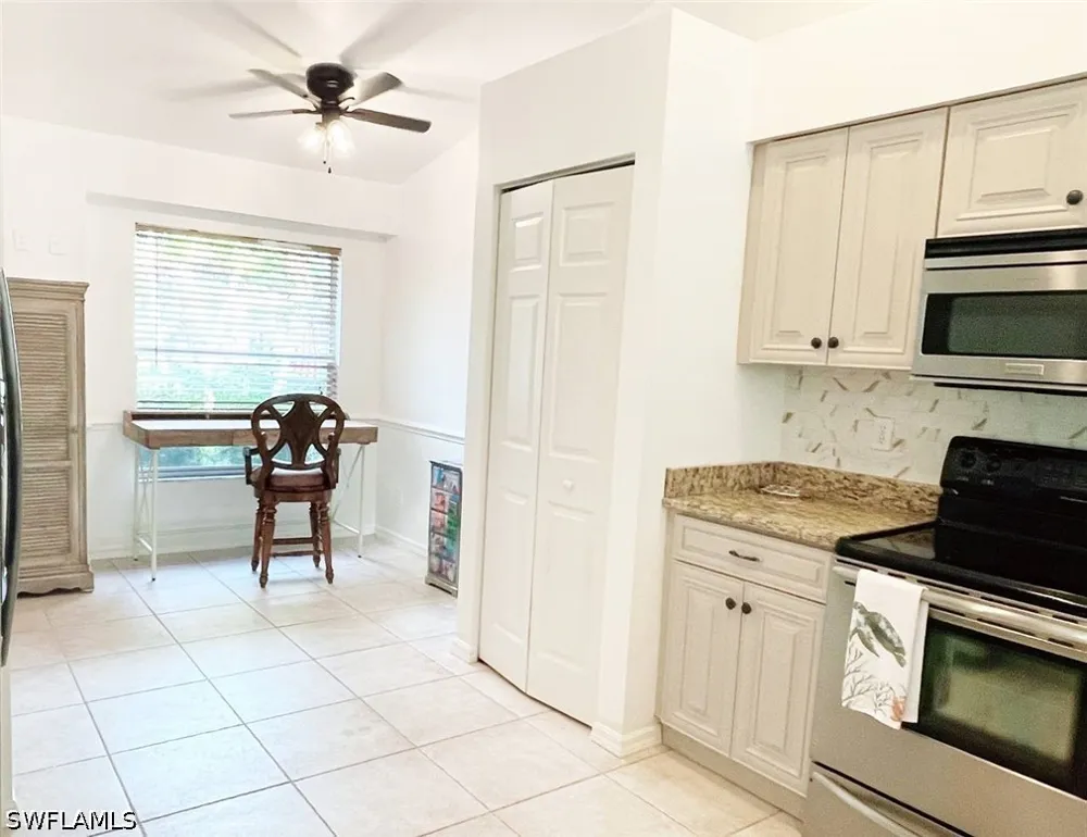 W Crown Pointe Boulevard Naples, FL 34112