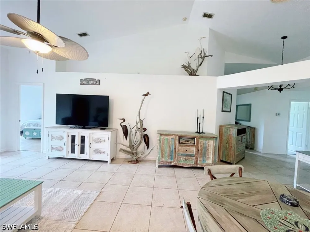 W Crown Pointe Boulevard Naples, FL 34112